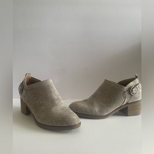 Sonoma Goods For Life Vitalize Ortholite‎ Size 7